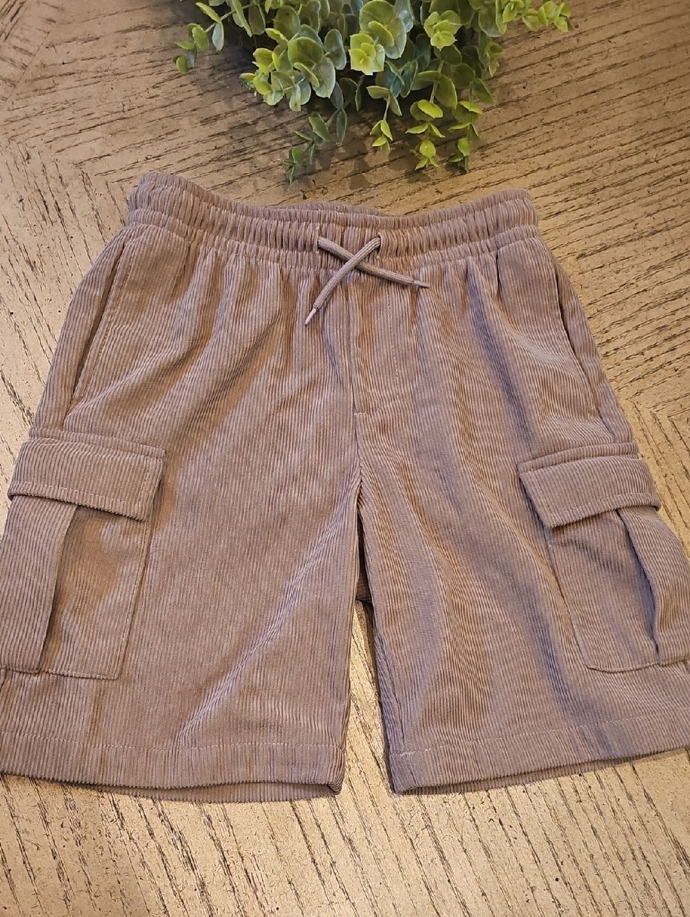 Corduroy Cargo Shorts in Taupe Size 8 - Casual Drawstring Waist